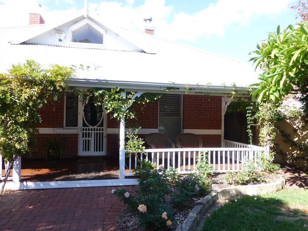 Lakeside Bed & Breakfast Perth Extérieur photo