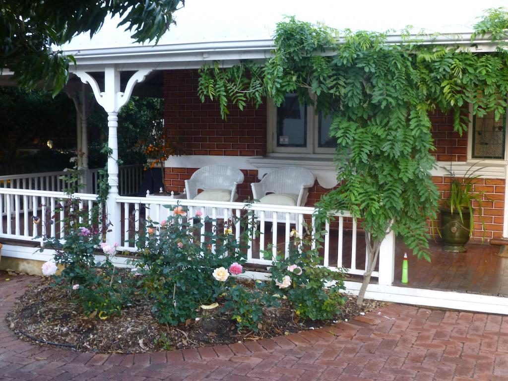 Lakeside Bed & Breakfast Perth Extérieur photo